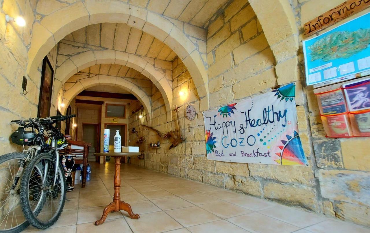 Just A Simple Room At Happy And Healthy Gozo Victoria Exterior photo